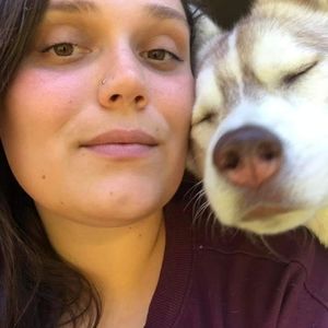 Meet your Posher, Whitney